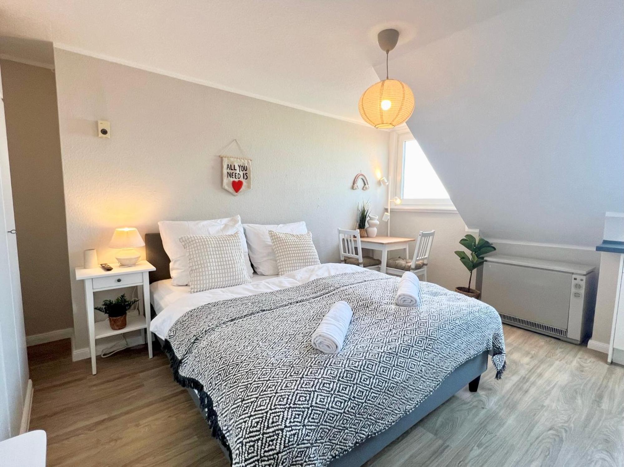Kleine, Gemuetliche Apartments Im Herzen Von Buesum מראה חיצוני תמונה